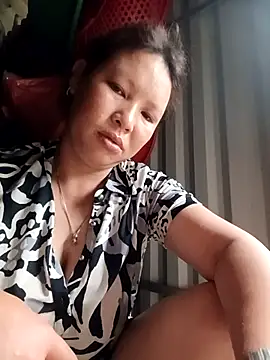 callistra online show from April 17, 2026, 11:18 pm