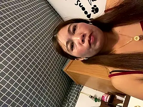 Snapshot of Milky-milk chatting on October 26, 2025, 1:44 pm Milky-milk online show from October 26, 2025, 1:44 pm