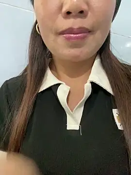 Milky-milk online show from March 26, 2026, 5:28 am