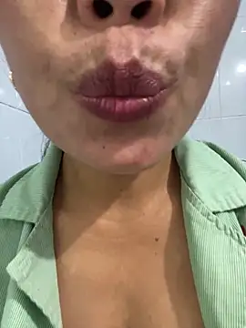 Milky-milk online show from March 25, 2026, 12:55 am