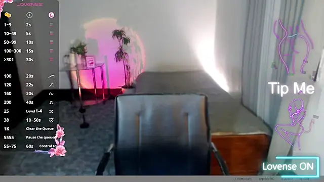 Divine Goddesss online show from October 17, 2025, 4:27 am