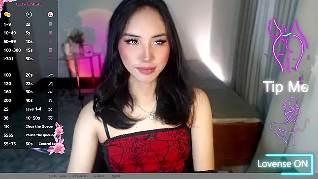 Divine Goddesss online show from October 18, 2025, 4:03 am