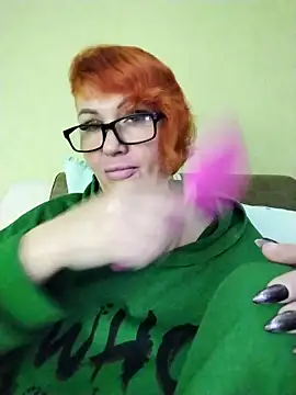 Alissa55552111 online show from May 12, 2026, 10:54 am