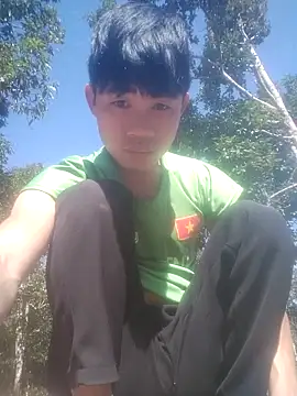 Snapshot of Nhyy_xx chatting on November 23, 2025, 5:50 am Nhyy xx online show from November 23, 2025, 5:50 am