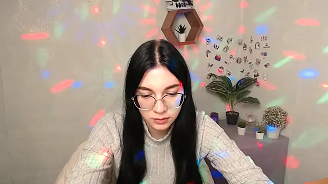 Snapshot of MiraBabe_ chatting on October 6, 2025, 8:37 am MiraBabe  online show from October 6, 2025, 8:37 am