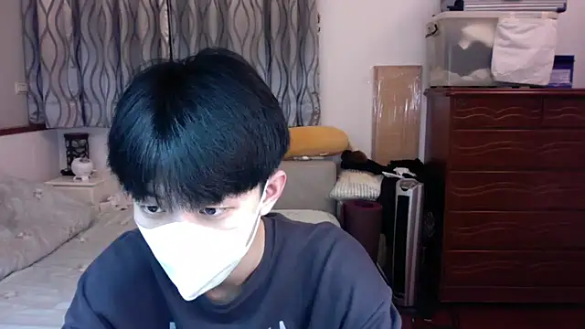 Snapshot of kai101010 chatting on December 17, 2025, 1:16 pm kai101010 online show from December 17, 2025, 1:16 pm