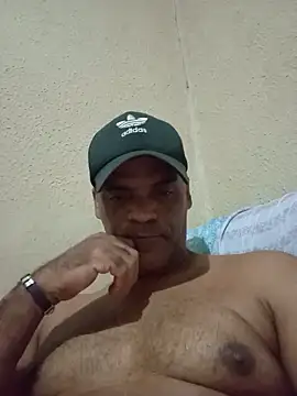 Snapshot of JeffersonRay chatting on June 14, 2026, 6:25 am JeffersonRay online show from June 14, 2026, 6:25 am