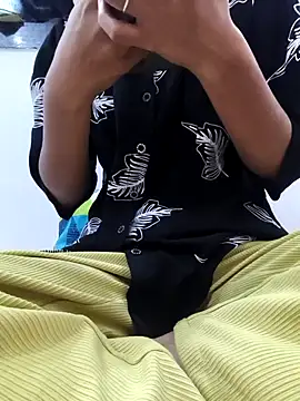 sassyishhu76 online show from October 29, 2025, 7:40 am