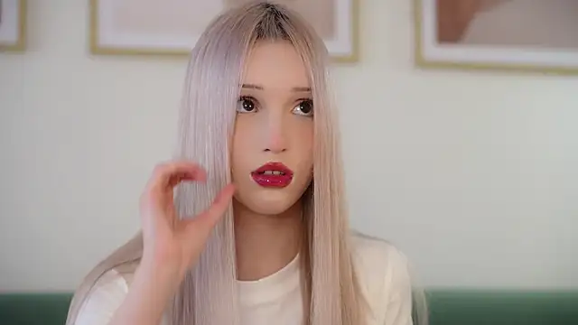 Laura Obsidian online show from September 30, 2025, 7:47 am