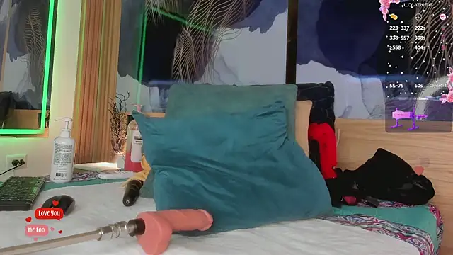 Anabacker01 online show from April 19, 2026, 6:10 pm