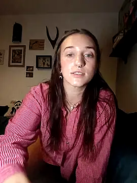 Snapshot of laradoom chatting on September 17, 2025, 10:01 pm laradoom online show from September 17, 2025, 10:01 pm