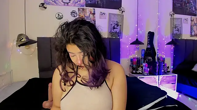 Snapshot of SabrinaV_ chatting on June 26, 2026, 11:27 am SabrinaV online show from June 26, 2026, 11:27 am