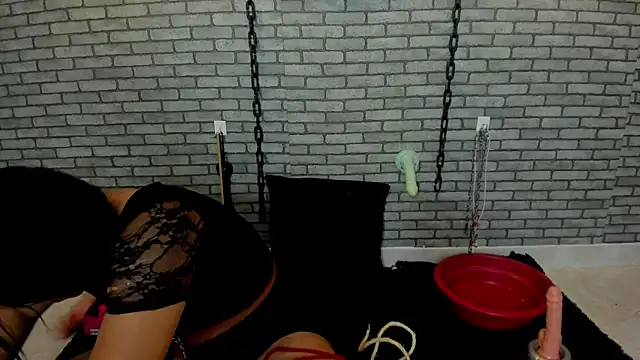 Snapshot of BDSM_MEDUZA chatting on November 6, 2025, 3:32 am BDSM MEDUZA online show from November 6, 2025, 3:32 am