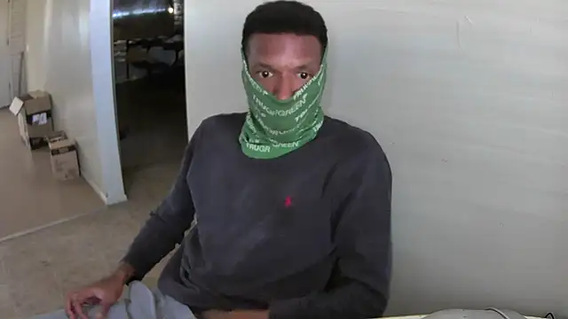 deemyybaby online show from October 5, 2025, 10:00 pm