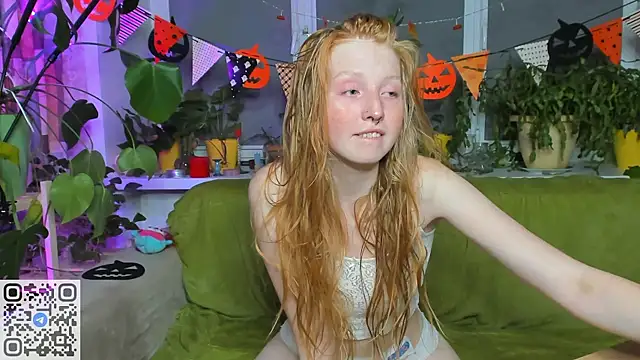 RitaSweety18 online show from October 20, 2025, 5:35 pm