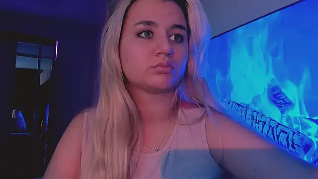 Snapshot of BarbaraSiren chatting on October 7, 2025, 1:45 pm BarbaraSiren online show from October 7, 2025, 1:45 pm