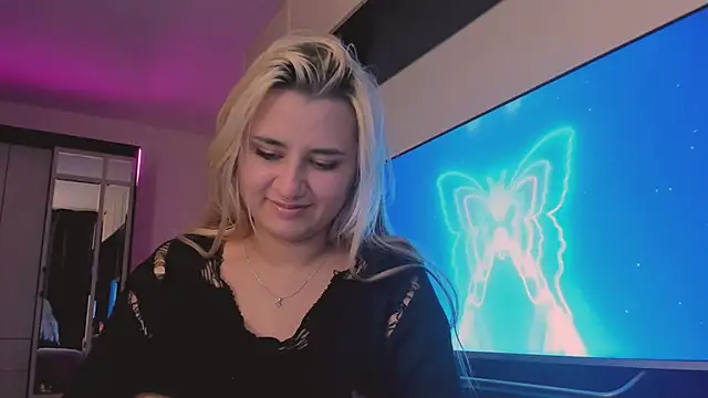 Snapshot of BarbaraSiren chatting on September 25, 2025, 2:12 pm BarbaraSiren online show from September 25, 2025, 2:12 pm