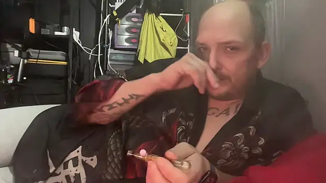 lickyluke17 online show from September 21, 2025, 12:49 am