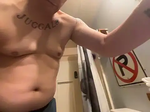 lickyluke17 online show from March 15, 2026, 2:35 pm