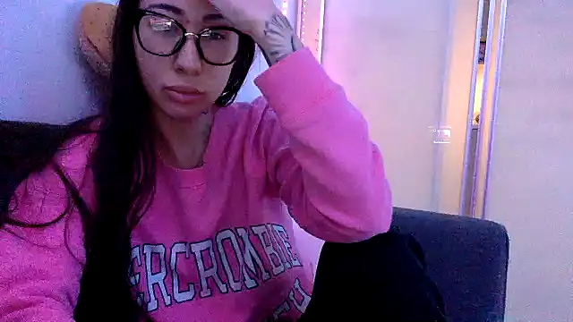 Snapshot of pinkybaby444 chatting on December 15, 2025, 2:50 am pinkybaby444 online show from December 15, 2025, 2:50 am