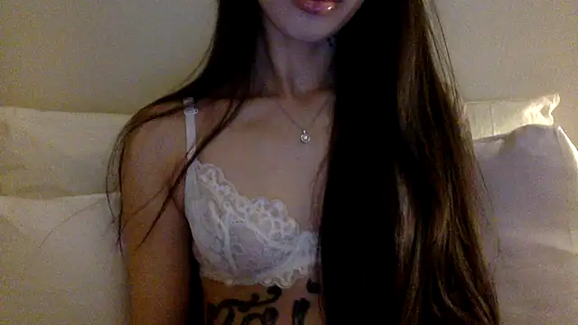 pinkybaby444 online show from September 26, 2025, 3:35 am