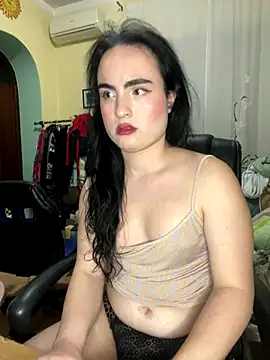 Snapshot of TatianaTaylor69 chatting on November 4, 2025, 12:03 am TatianaTaylor69 online show from November 4, 2025, 12:03 am