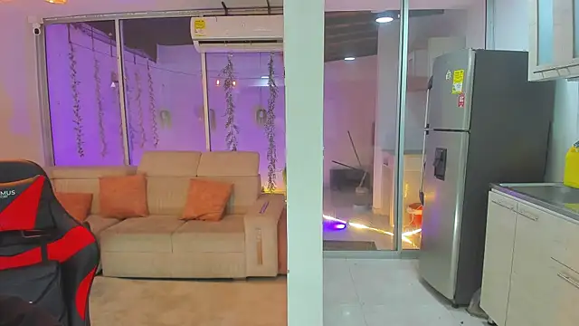 Snapshot of Houseofwarrios chatting on November 24, 2025, 5:29 am Houseofwarrios online show from November 24, 2025, 5:29 am