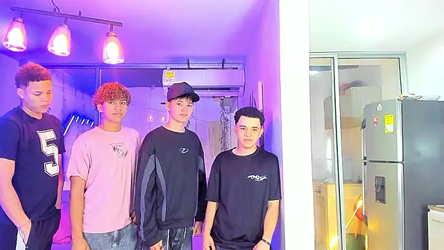 Houseofwarrios online show from February 8, 2026, 5:27 am