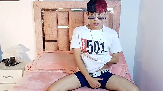 Snapshot of DemianSalvatore chatting on November 6, 2025, 1:09 am DemianSalvatore online show from November 6, 2025, 1:09 am