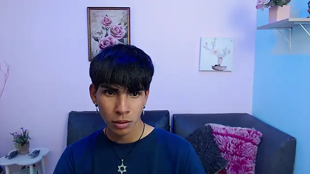 Snapshot of David_925_ chatting on September 30, 2025, 8:59 pm David 925 online show from September 30, 2025, 8:59 pm