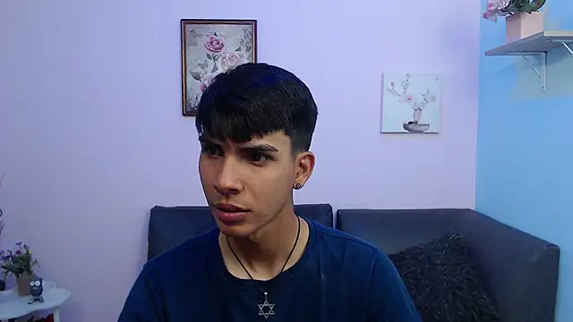 Snapshot of David_925_ chatting on October 12, 2025, 4:36 am David 925 online show from October 12, 2025, 4:36 am