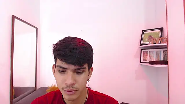 Snapshot of David_925_ chatting on November 6, 2025, 3:32 am David 925 online show from November 6, 2025, 3:32 am