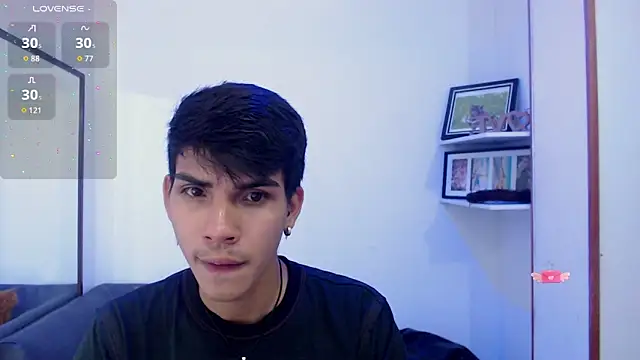 Snapshot of David_925_ chatting on November 9, 2025, 5:33 am David 925 online show from November 9, 2025, 5:33 am