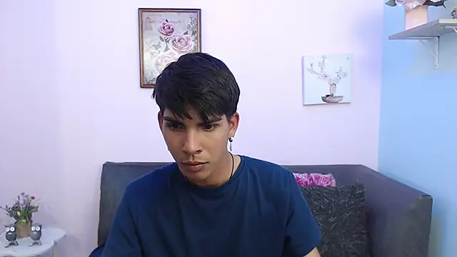 Snapshot of David_925_ chatting on September 19, 2025, 4:16 am David 925 online show from September 19, 2025, 4:16 am