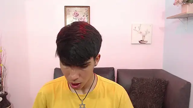 Snapshot of David_925_ chatting on October 28, 2025, 3:29 am David 925 online show from October 28, 2025, 3:29 am