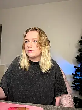 lame cat online show from December 14, 2025, 1:01 am