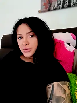 mariabloom9 online show from October 27, 2025, 12:17 pm