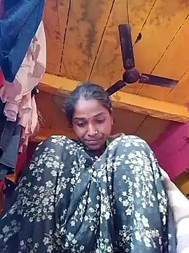 Hot reshmaji online show from November 17, 2025, 3:32 am