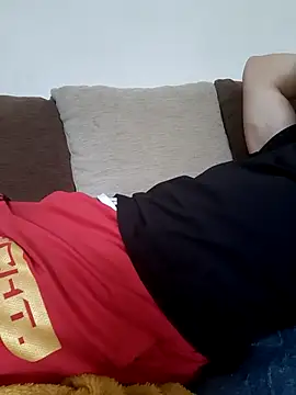 Snapshot of SimonBzn21 chatting on September 23, 2025, 1:18 pm SimonBzn21 online show from September 23, 2025, 1:18 pm