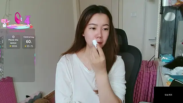Snapshot of sallycui chatting on May 25, 2026, 11:36 pm sallycui online show from May 25, 2026, 11:36 pm
