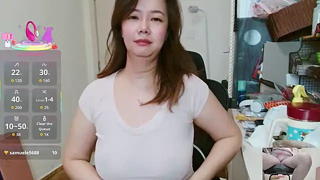 Snapshot of sallycui chatting on July 13, 2026, 10:20 pm sallycui online show from July 13, 2026, 10:20 pm
