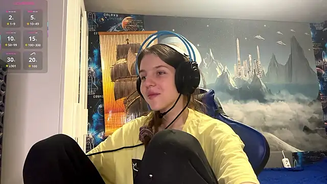 Elira Breeze online show from March 12, 2026, 1:15 pm