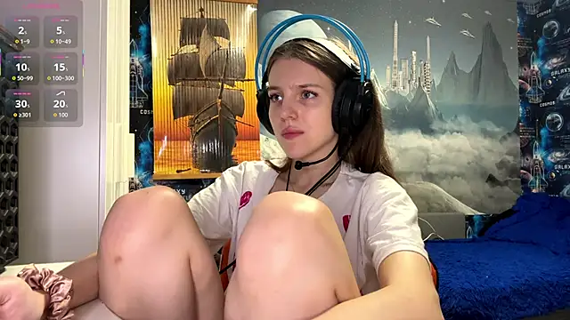 Snapshot of Elira_Breeze chatting on November 29, 2025, 1:44 pm Elira Breeze online show from November 29, 2025, 1:44 pm