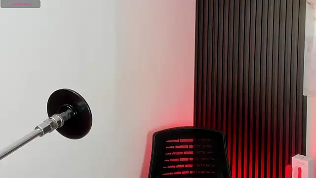 Snapshot of Aliyahsstone chatting on December 5, 2025, 9:19 am Aliyahsstone online show from December 5, 2025, 9:19 am