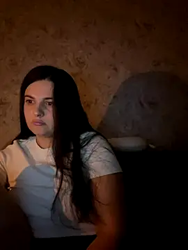 Snapshot of SweetBerryX chatting on September 23, 2025, 7:32 pm SweetBerryX online show from September 23, 2025, 7:32 pm