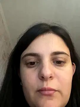 Snapshot of SweetBerryX chatting on September 19, 2025, 12:20 pm SweetBerryX online show from September 19, 2025, 12:20 pm