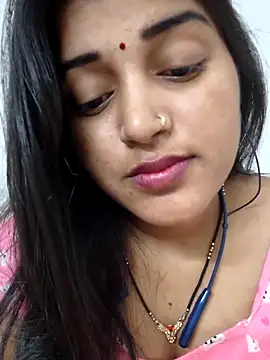 Snapshot of suzika_ chatting on November 6, 2025, 3:49 pm suzika online show from November 6, 2025, 3:49 pm