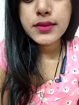 Snapshot of suzika_ chatting on November 8, 2025, 9:07 pm suzika online show from November 8, 2025, 9:07 pm