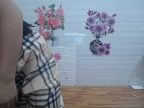 Snapshot of Hannie_26 chatting on November 7, 2025, 1:37 pm Hannie 26 online show from November 7, 2025, 1:37 pm