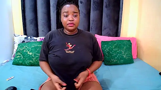 Snapshot of BendOveR0123 chatting on December 21, 2025, 6:04 am BendOveR0123 online show from December 21, 2025, 6:04 am